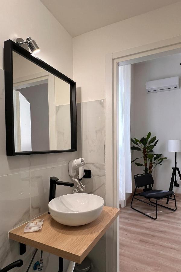 Cozy Rooms Napoli Exterior foto